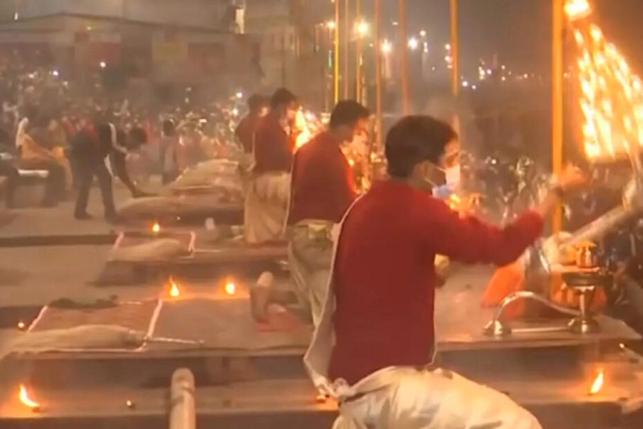 Sanatana-Dharma-Ganga-Arti